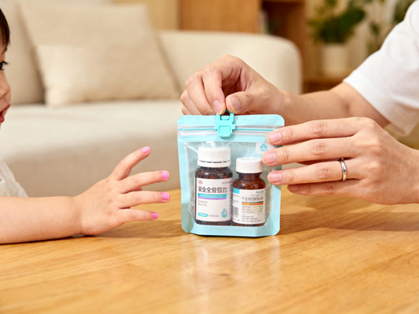 守護(hù)安全與創(chuàng)意:天之和防誤開拉鏈袋的雙重使命